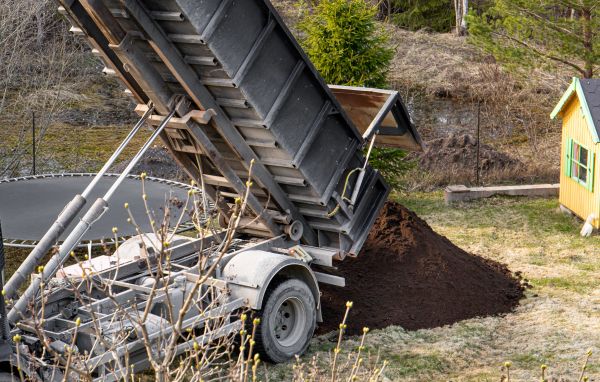 Yard Soil Delivery in Buckeye
